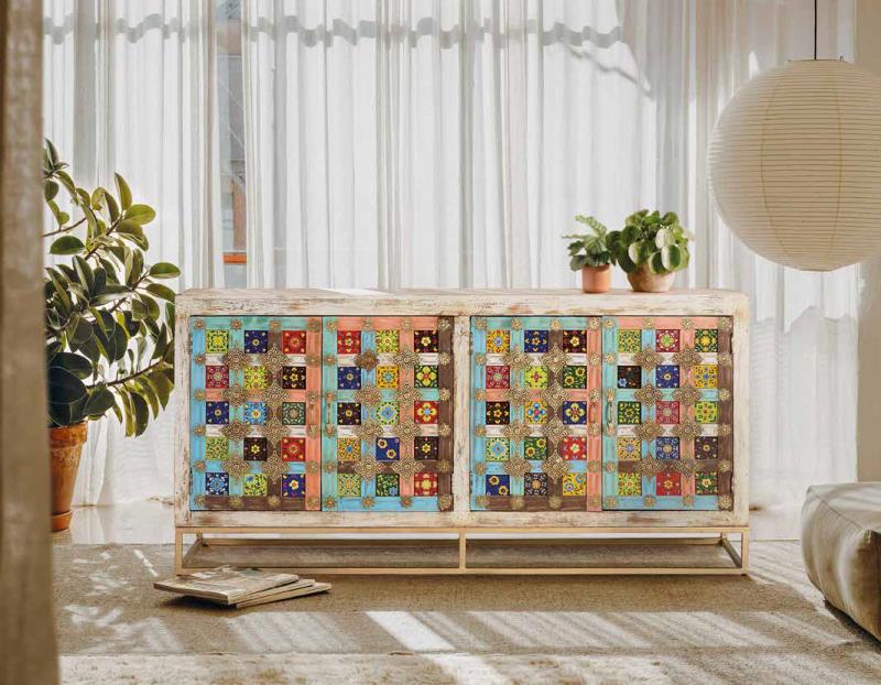 Colección ETNIC-Aparador-Ref 1206-Aparador 4 puertas en madera de mango, detalles en azulejo y bronce. 90 x 180 x 40 cm